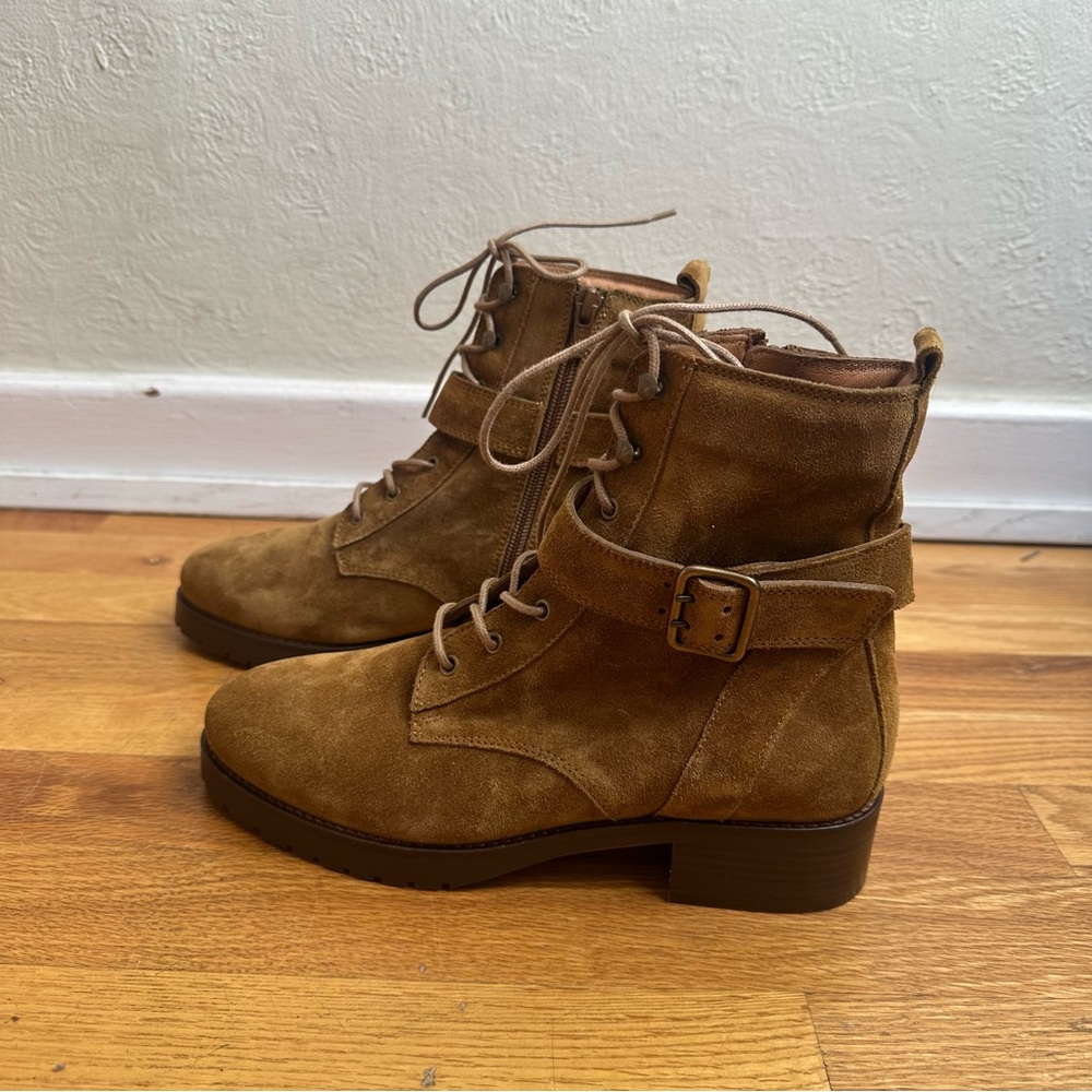 Sézane Dana ankle boots in taupe suede with a buckle detail Never Worn Size 7 - Picture 3 of 8